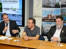 Jonas agradece a Maurício pela participação na campanha - Antonio Oliveira